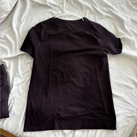 Fabletics Short-Sleeve Top - Picture 4 of 5